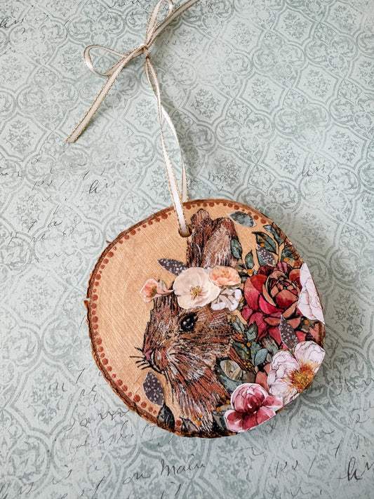 flower-crowned bunny